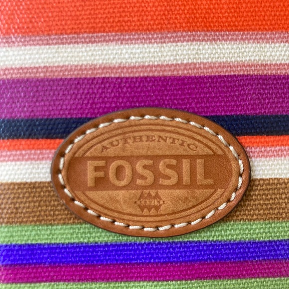 Striped leather Fossil iPad Case NWT - Picture 8 of 9